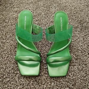 MARC FISHER Krisley Women's Square Toe Block Heeled Sandals in Green 7M